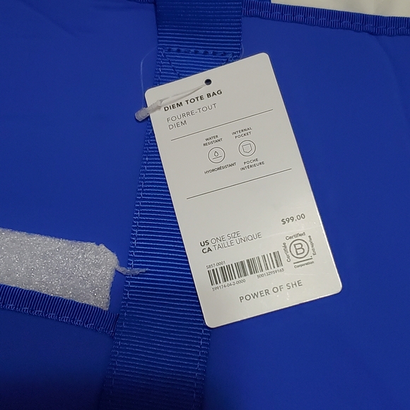 NWT Athleta Diem Tote One Size In Varsity Color - Picture 5 of 5